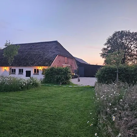 Stijlvolle Woonboerderij Holiday home